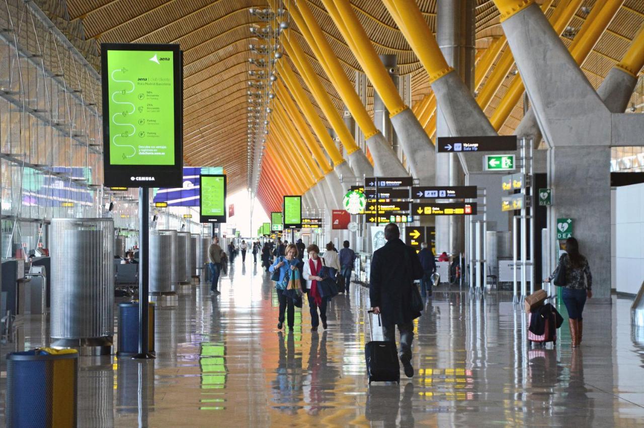 Deyanira Suite, Aeropuerto, Ifema Madrid Exteriér fotografie