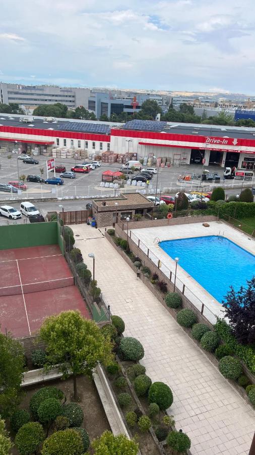Deyanira Suite, Aeropuerto, Ifema Madrid Exteriér fotografie