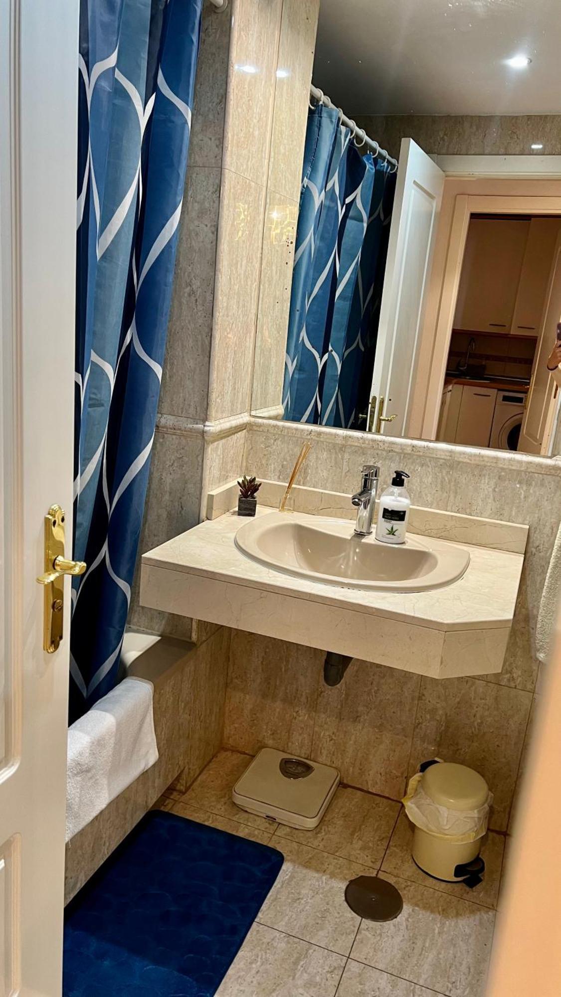 Deyanira Suite, Aeropuerto, Ifema Madrid Exteriér fotografie